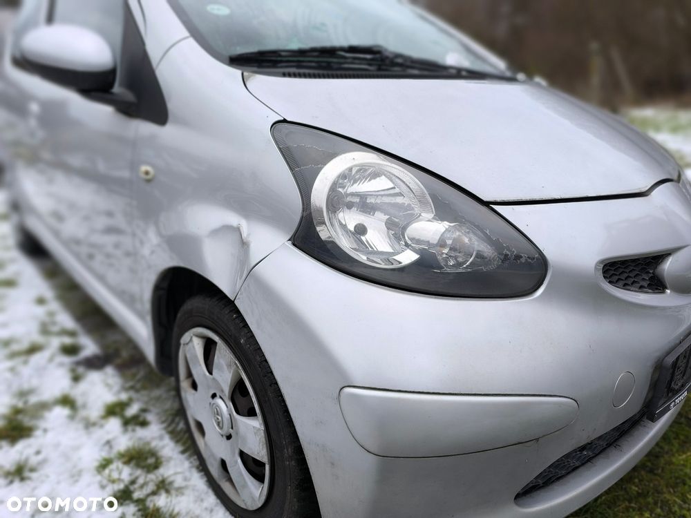 Toyota Aygo City - 10