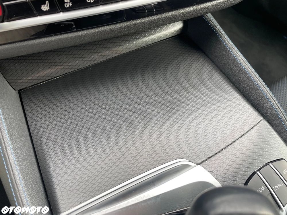 BMW Seria 5 530e M Sport sport - 35