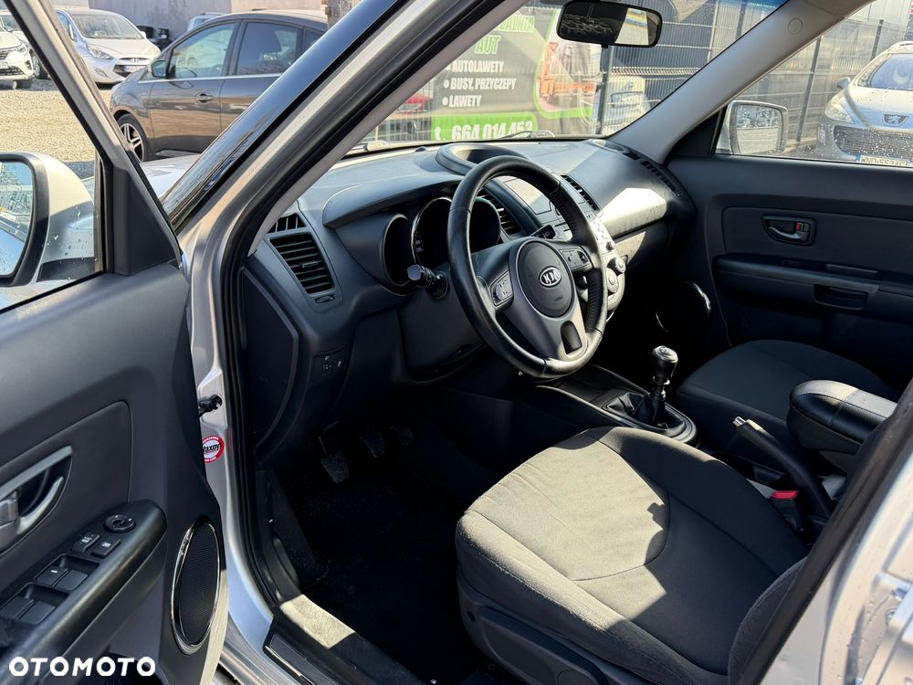 Kia Soul 1.6 CVVT Attract - 12