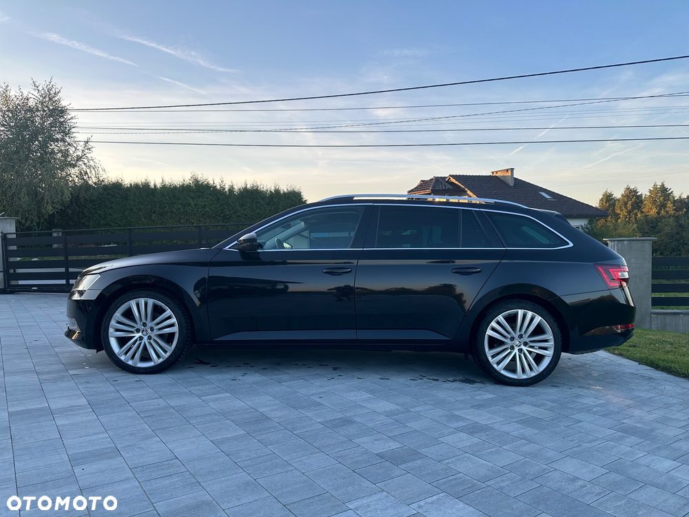 Skoda Superb 2.0 TDI 4x4 Style DSG - 3