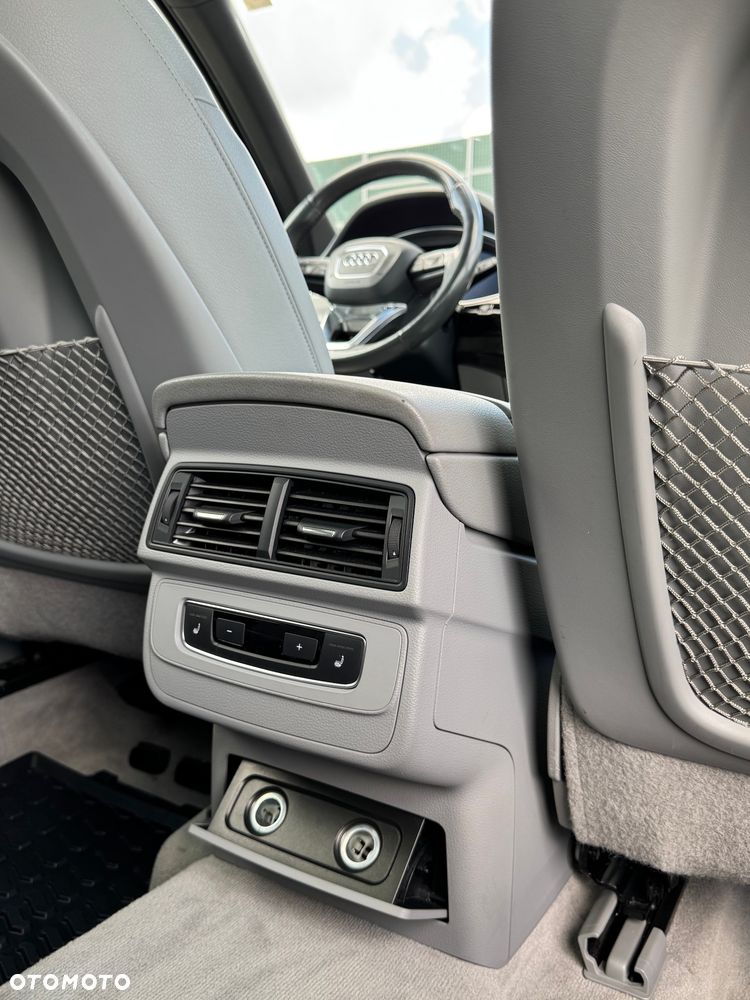 Audi Q7 - 13