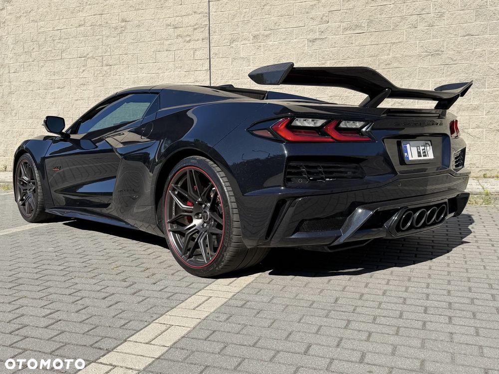 Chevrolet Corvette - 6