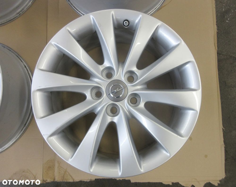 KOŁA FELGI ALUMINIOWE ALUFELGI OPEL INSIGNIA A 18 - 4