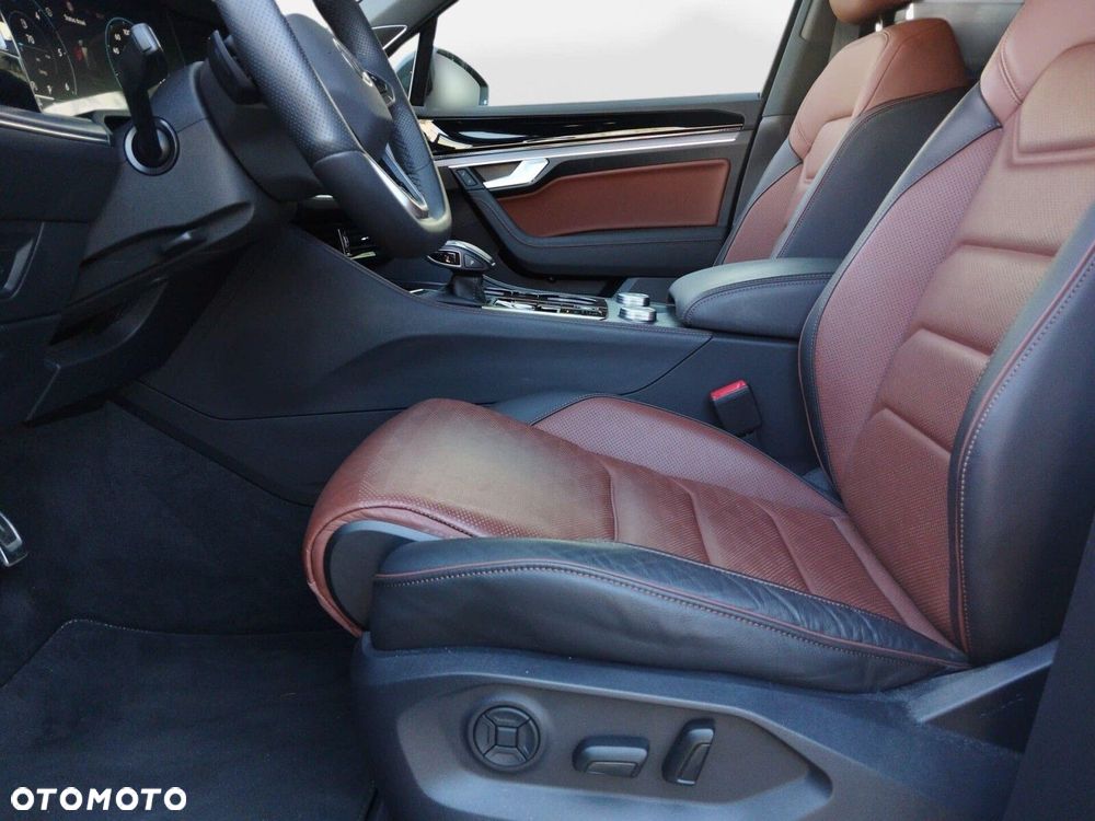 Volkswagen Touareg 3.0 V6 TDI 4Motion R-Line - 10