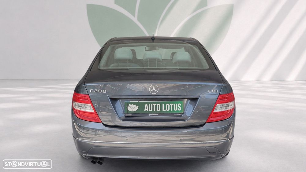 Mercedes-Benz C 200 CDI Classic BlueEfficiency — fotografia 3