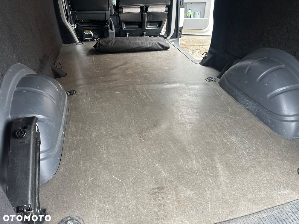 Volkswagen Transporter T5 T6 (Kamper) - 20