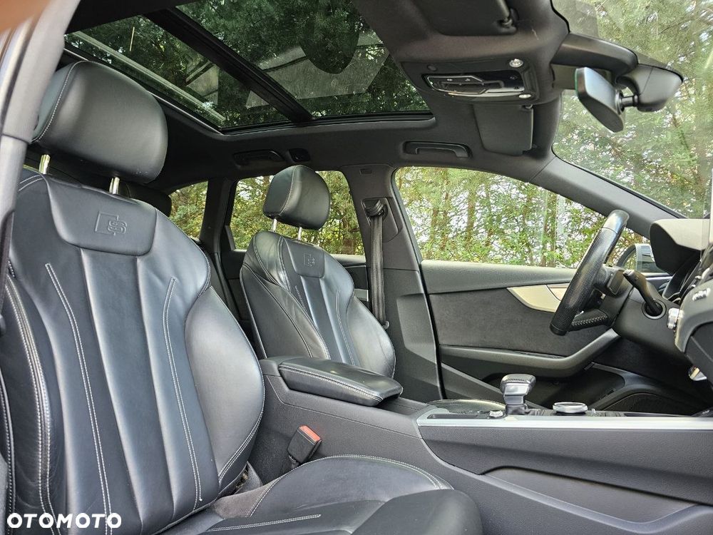 Audi A4 Avant 2.0 TDI Quattro S tronic - 28