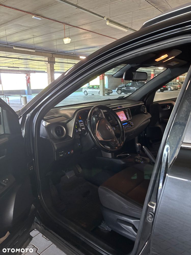 Toyota RAV4 Hybrid Premium 4x4 - 11