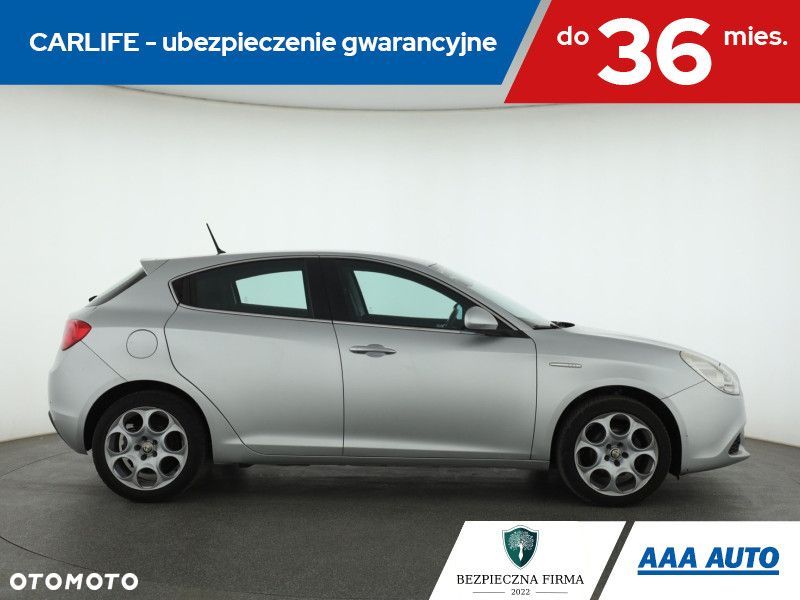 Alfa Romeo Giulietta - 8