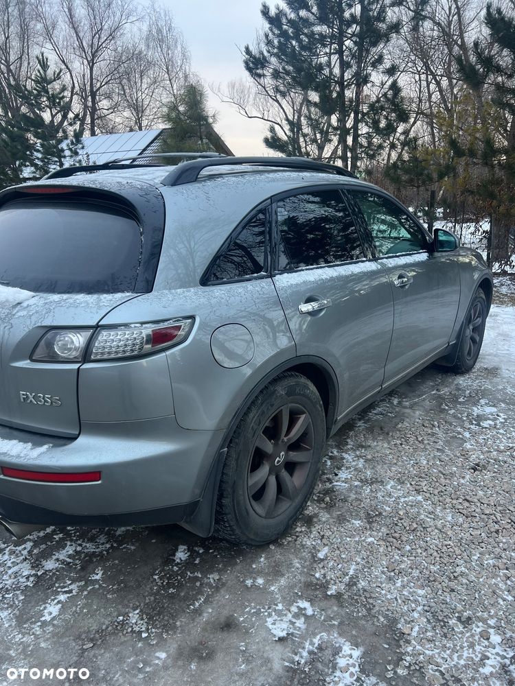 Infiniti FX - 3