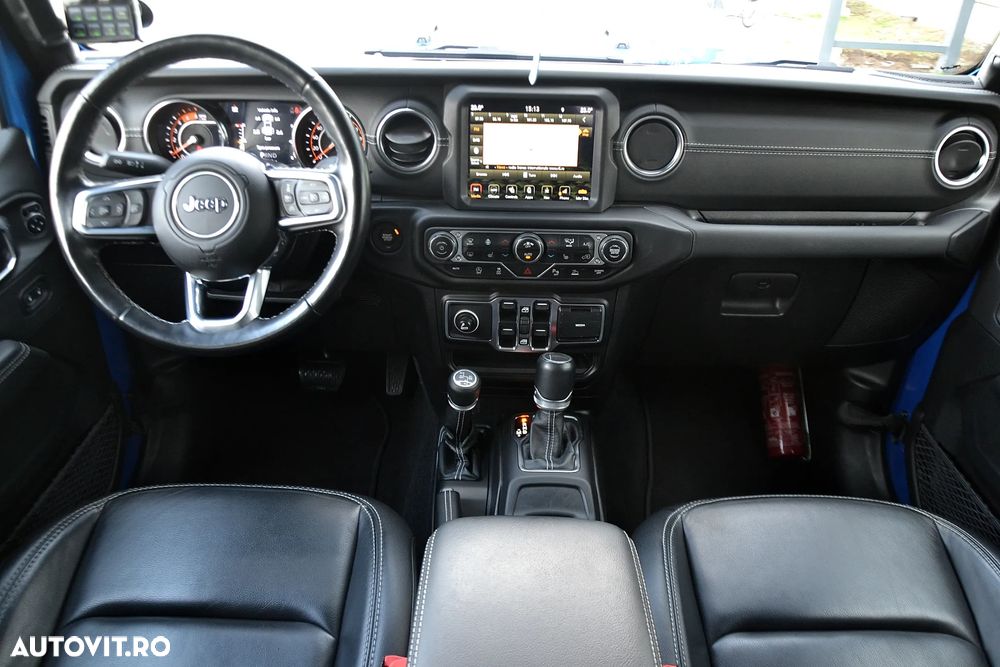 Jeep Gladiator 3.0L V6 Diesel AT8 4x4 264 CP Overland - 3