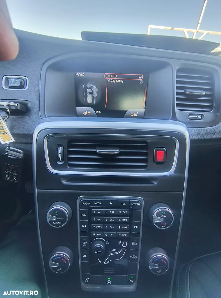 Volvo V60 D2 Start-Stop Kinetic - 6