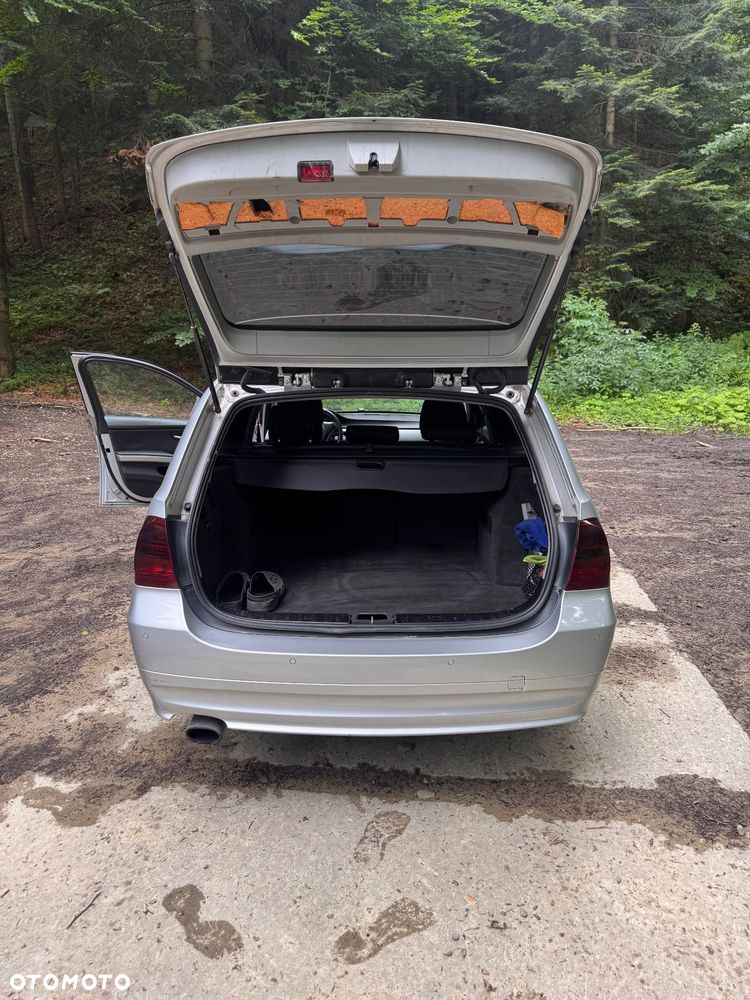 BMW Seria 3 320i - 18