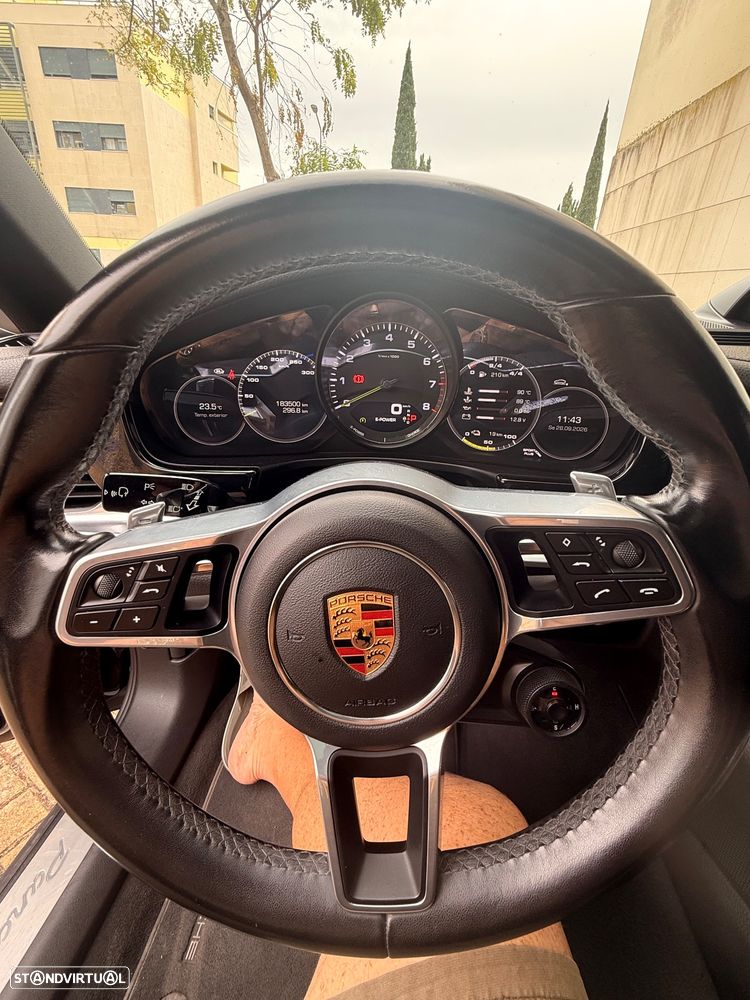 Porsche Panamera - 9