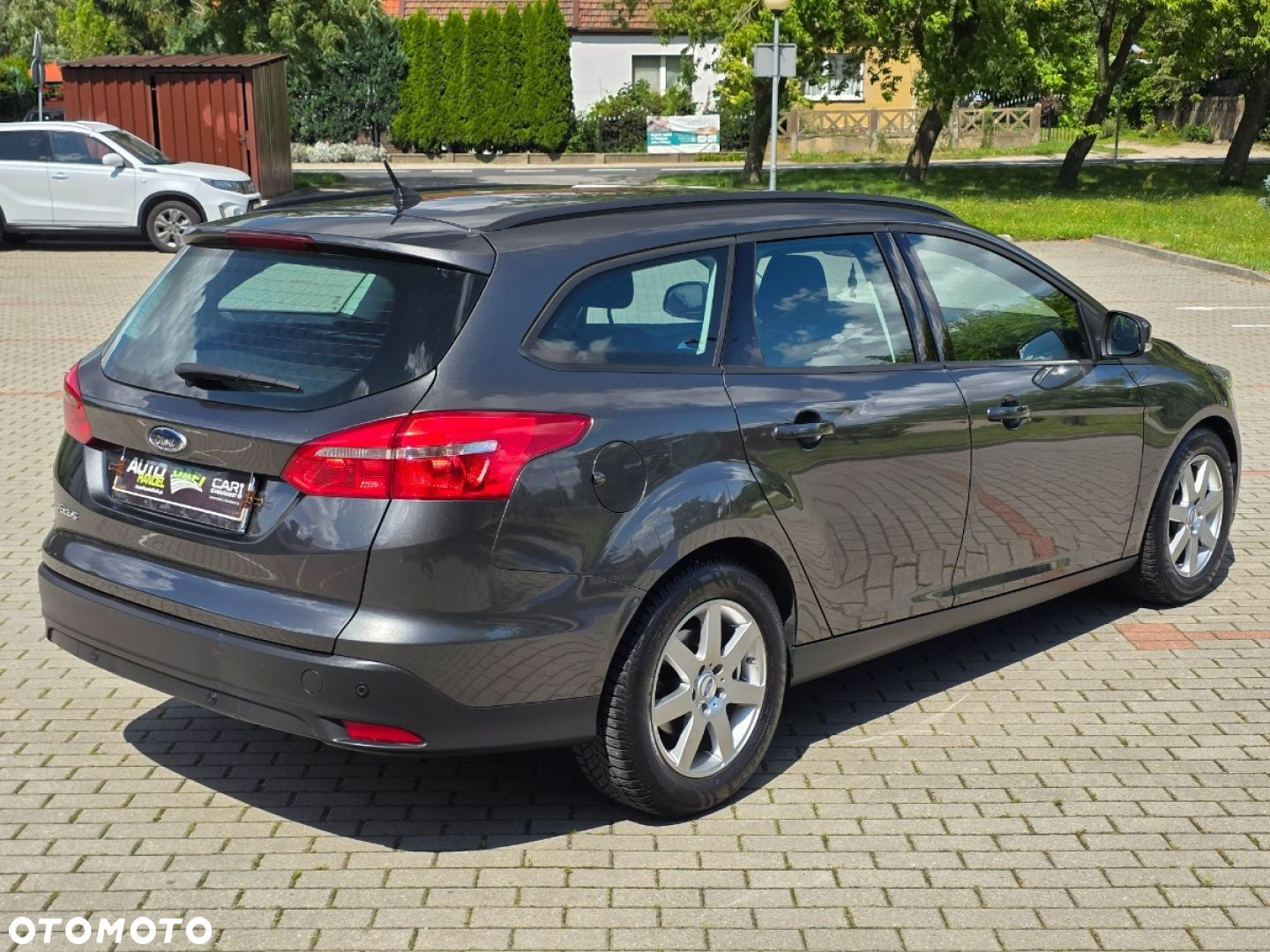 Ford Focus - 37