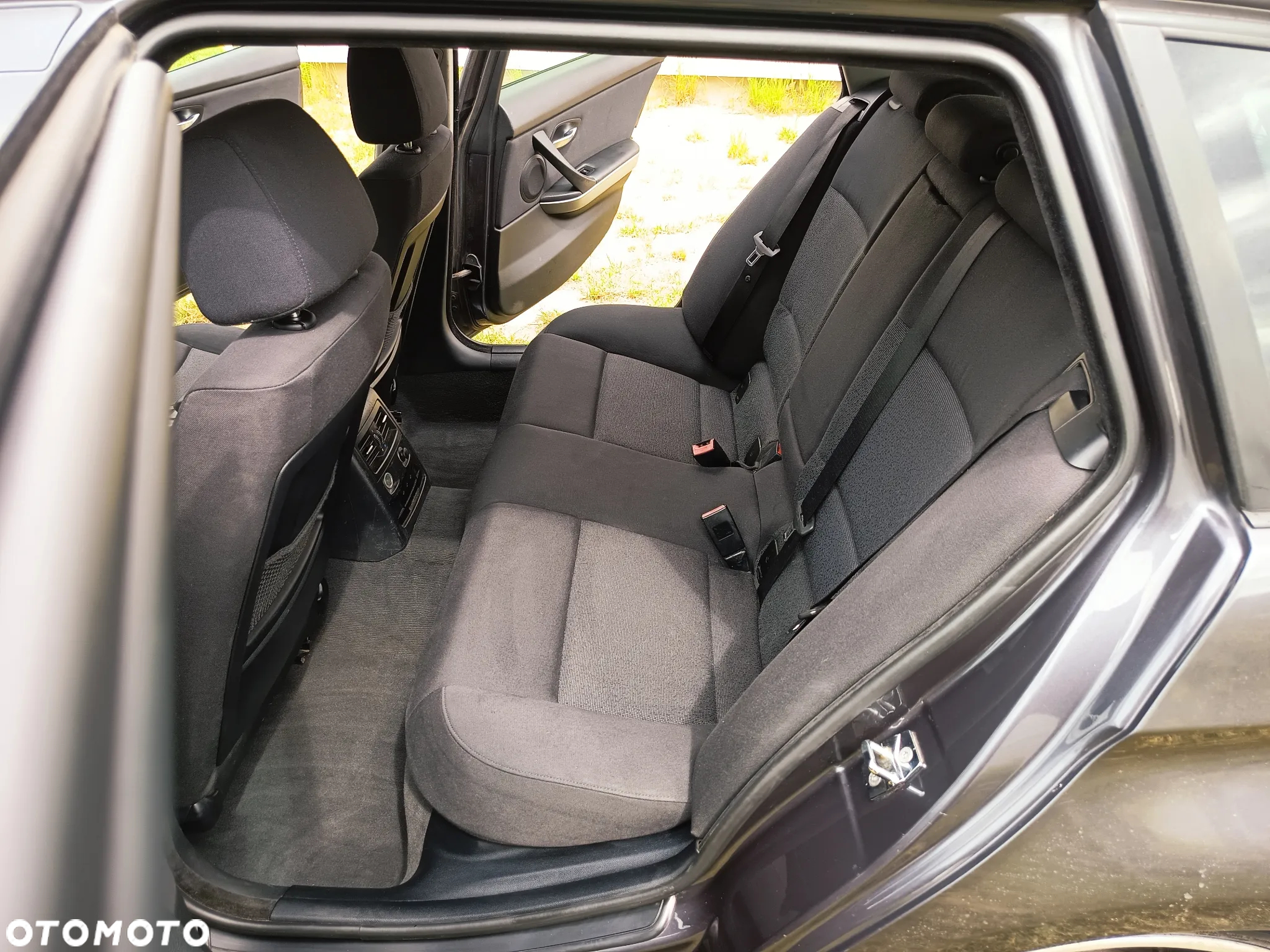 BMW Seria 3 320d - 14