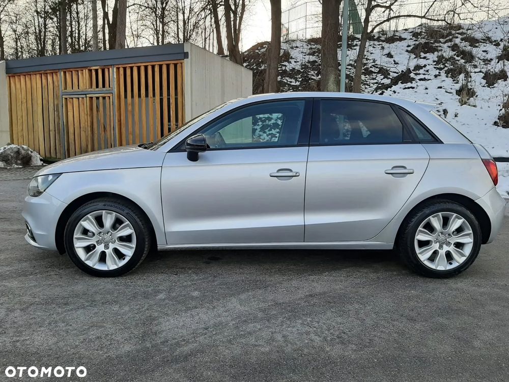 Audi A1 Sportback 1.6 TDI S tronic Ambition - 7