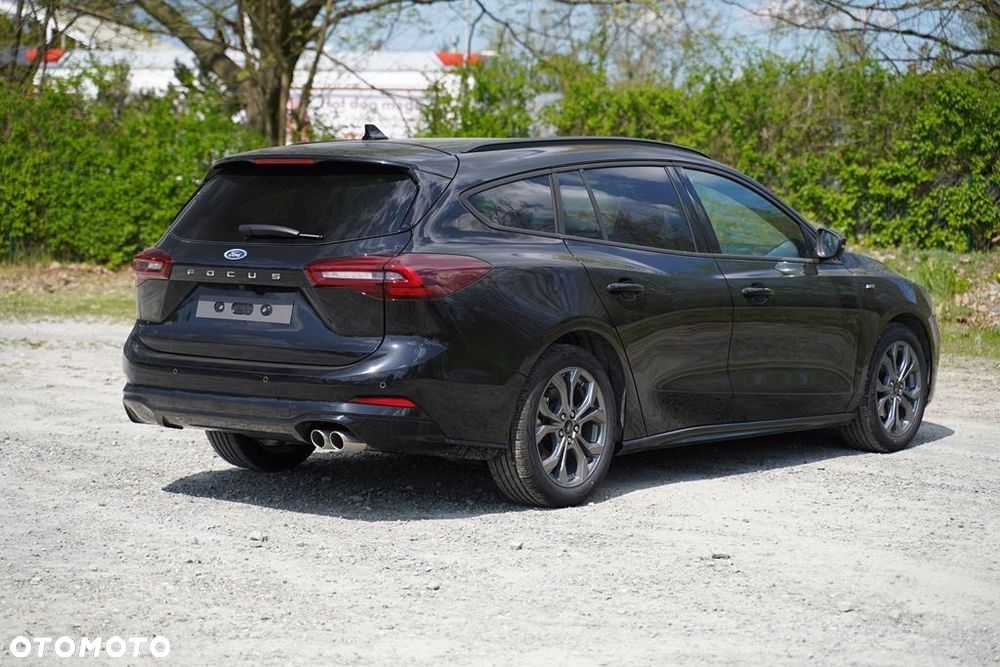 Ford Focus 1.0 EcoBoost mHEV ST-Line X - 4