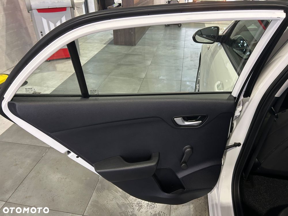 Kia Rio 1.2 Business Line - 21