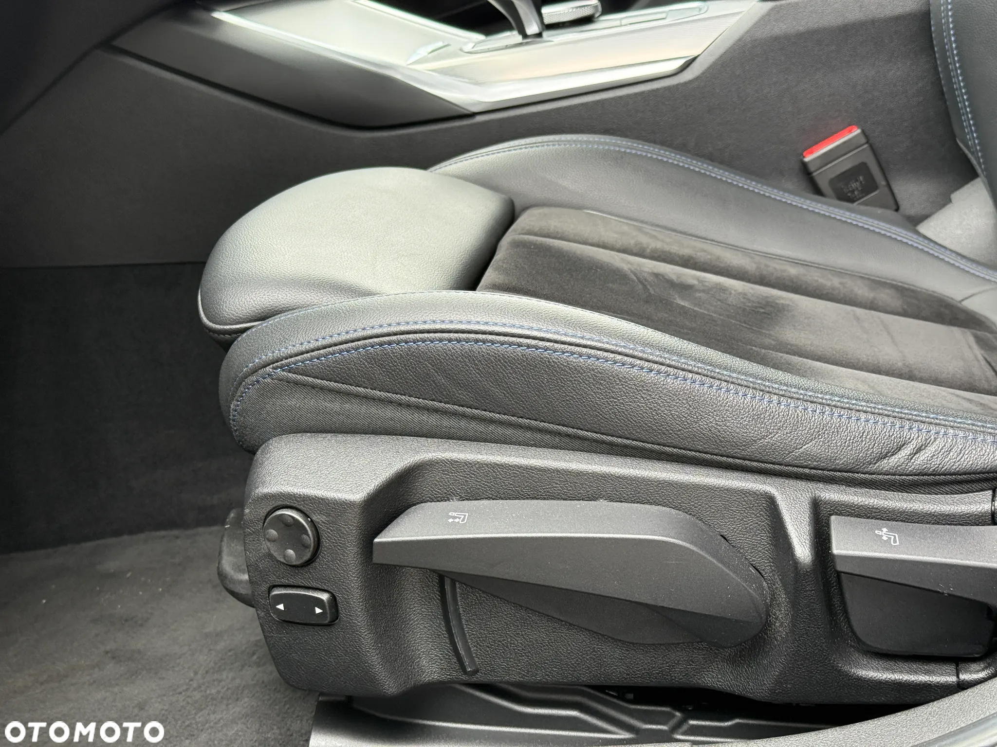 BMW Seria 3 330d Touring M Sport - 24
