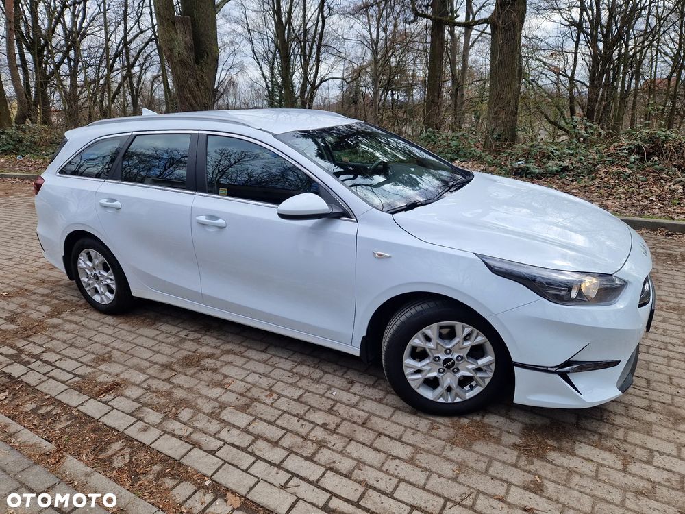 Kia Ceed 1.5 T-GDI M - 1