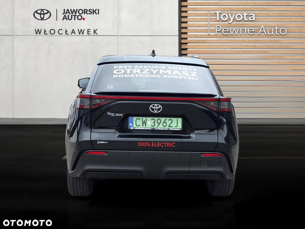 Toyota bZ4X - 4
