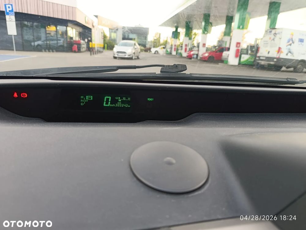 Toyota Prius 1.5 VVT-i Sol - 7