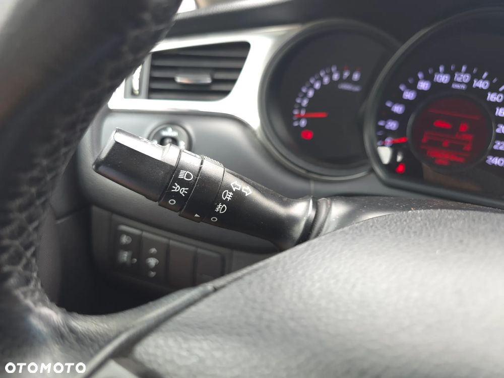 Kia Ceed 1.6 GDI M - 22