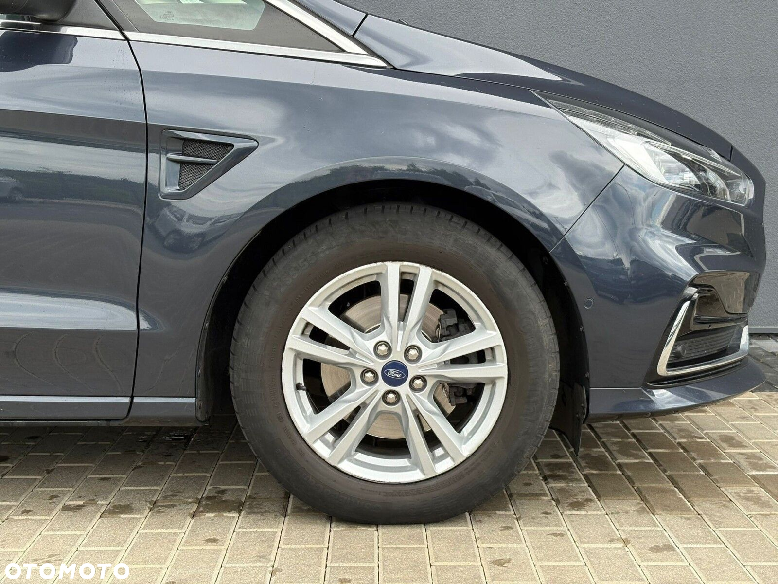 Ford S-Max 2.0 EcoBlue Titanium - 19