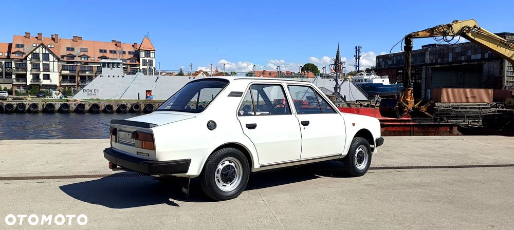 Skoda 120 - 4