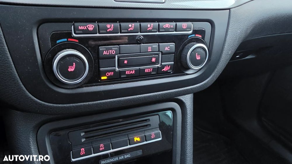 Volkswagen Sharan 2.0 TDI DSG BlueMotion Technology Highline - 4