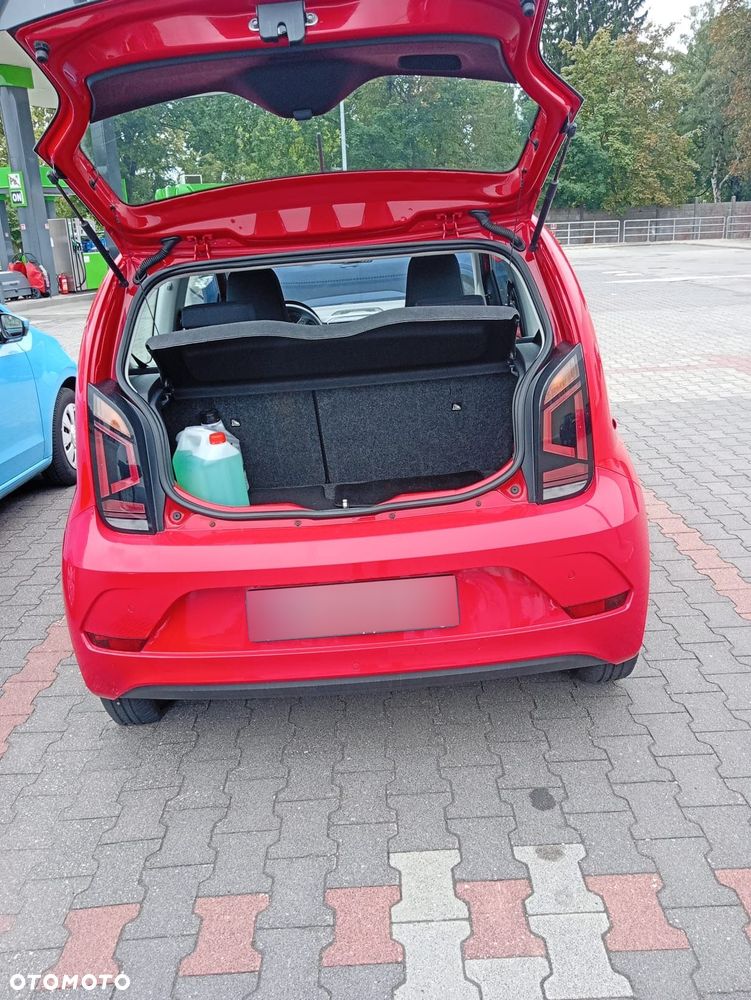 Volkswagen up! move - 9