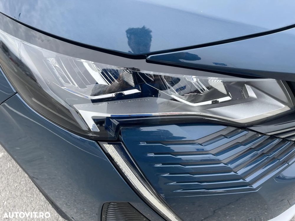 Peugeot 3008 PHEV 300 EAT8 4X4 Allure Pack - 34