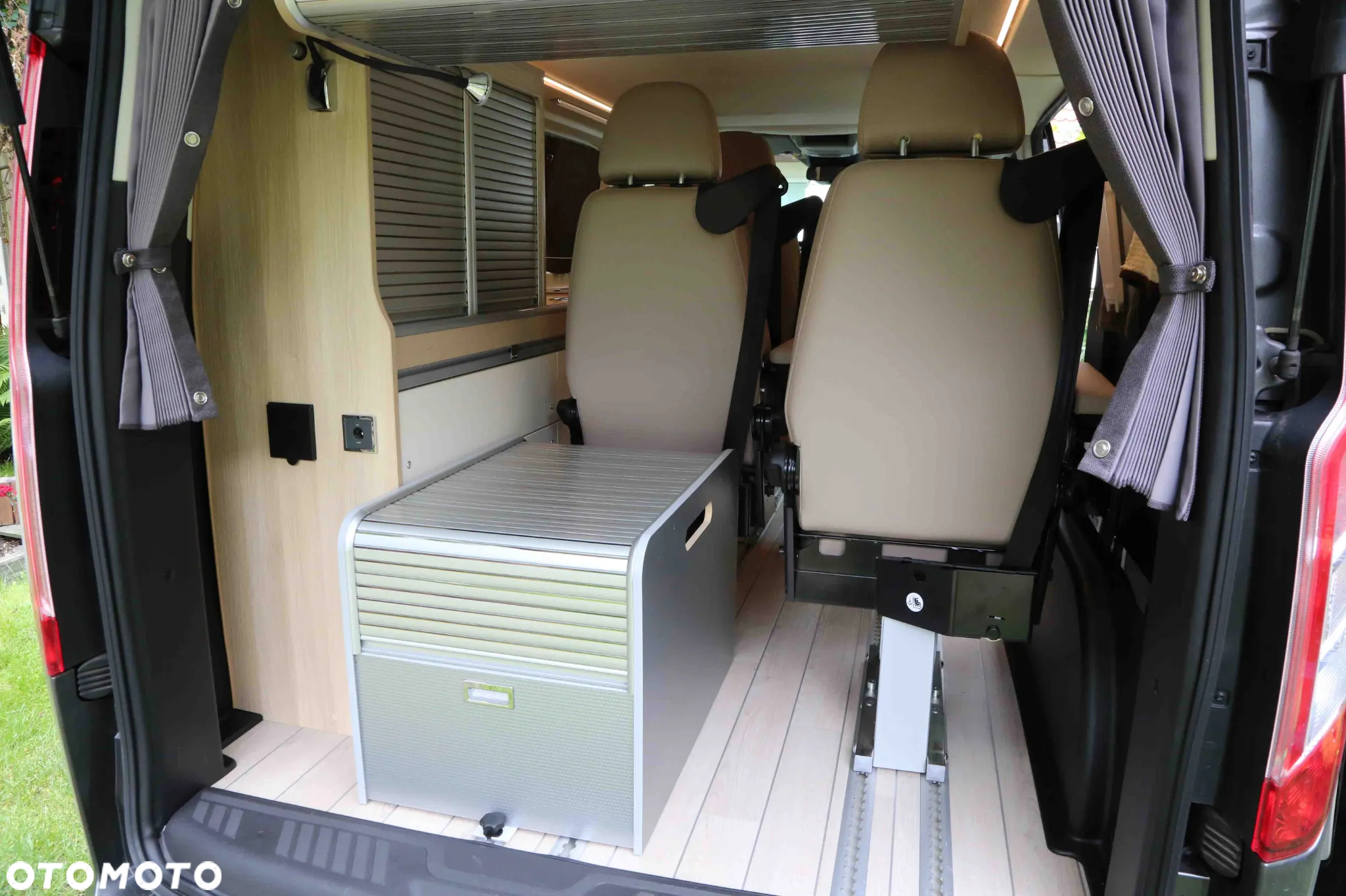Ford TRANSIT CUSTOM- KAMPER CAP COAST - 11