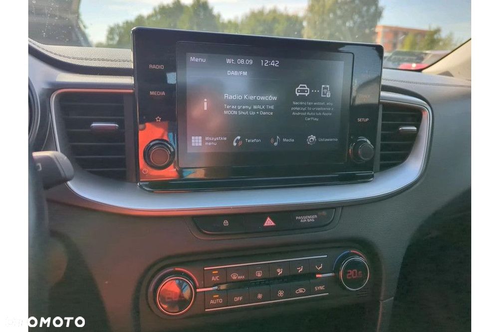 Kia Ceed 1.5 T-GDI M - 10