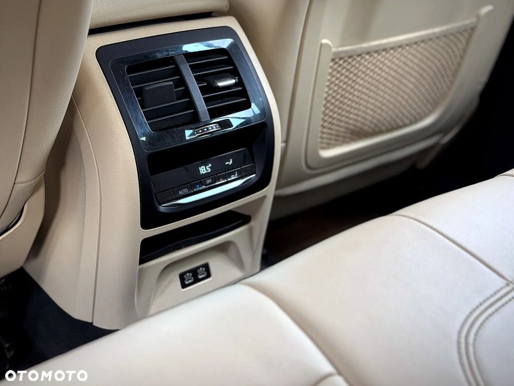 BMW X4 - 24