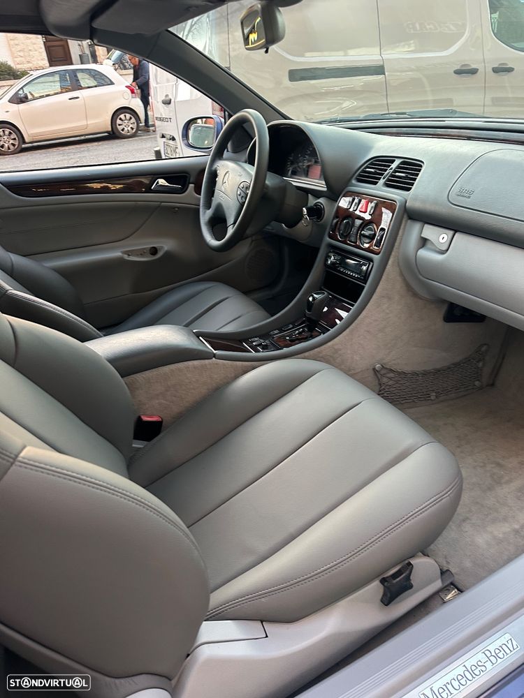 Mercedes-Benz CLK 200 - 11