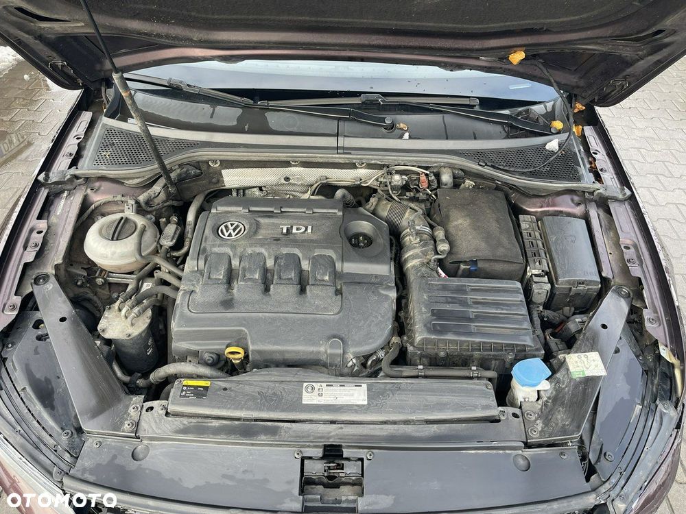 Volkswagen Passat - 10