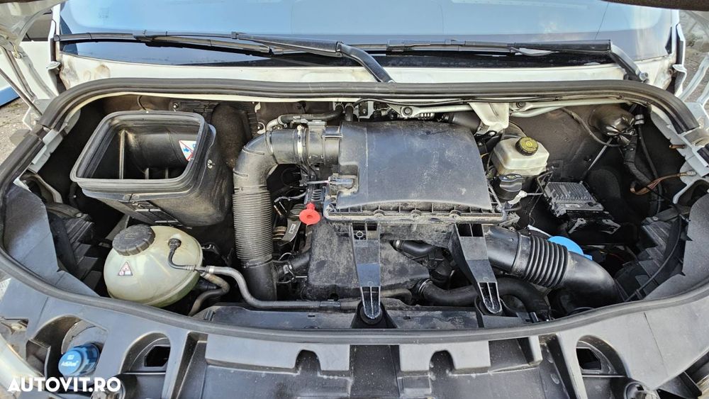 Mercedes-Benz Sprinter - 30