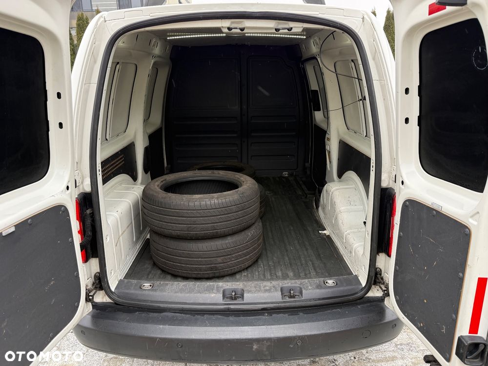 Volkswagen Caddy MAXI - 17