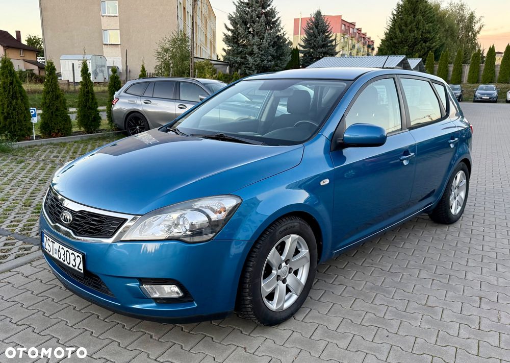 Kia Ceed 1.4 Comfort - 17