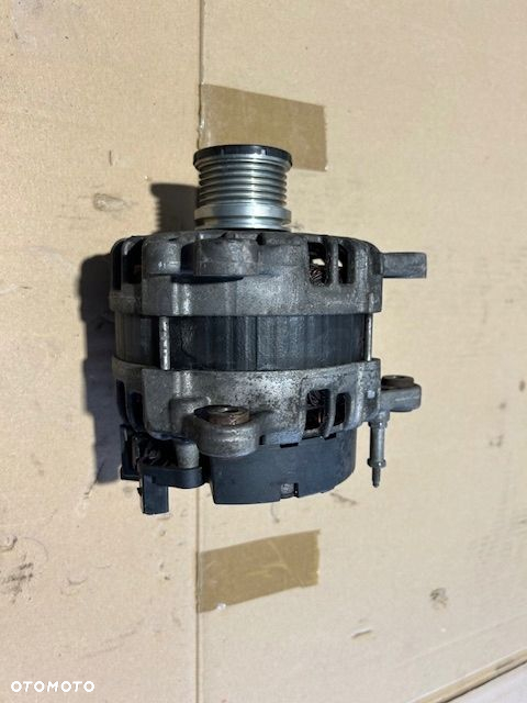 VW TRANSPORTER T5 T6 T6.1 2.0 TDI ALTERNATOR 04L903023T - 4