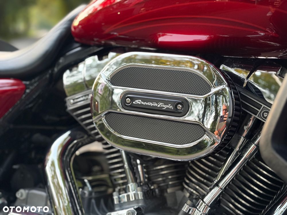 Harley-Davidson CVO Street Glide - 5