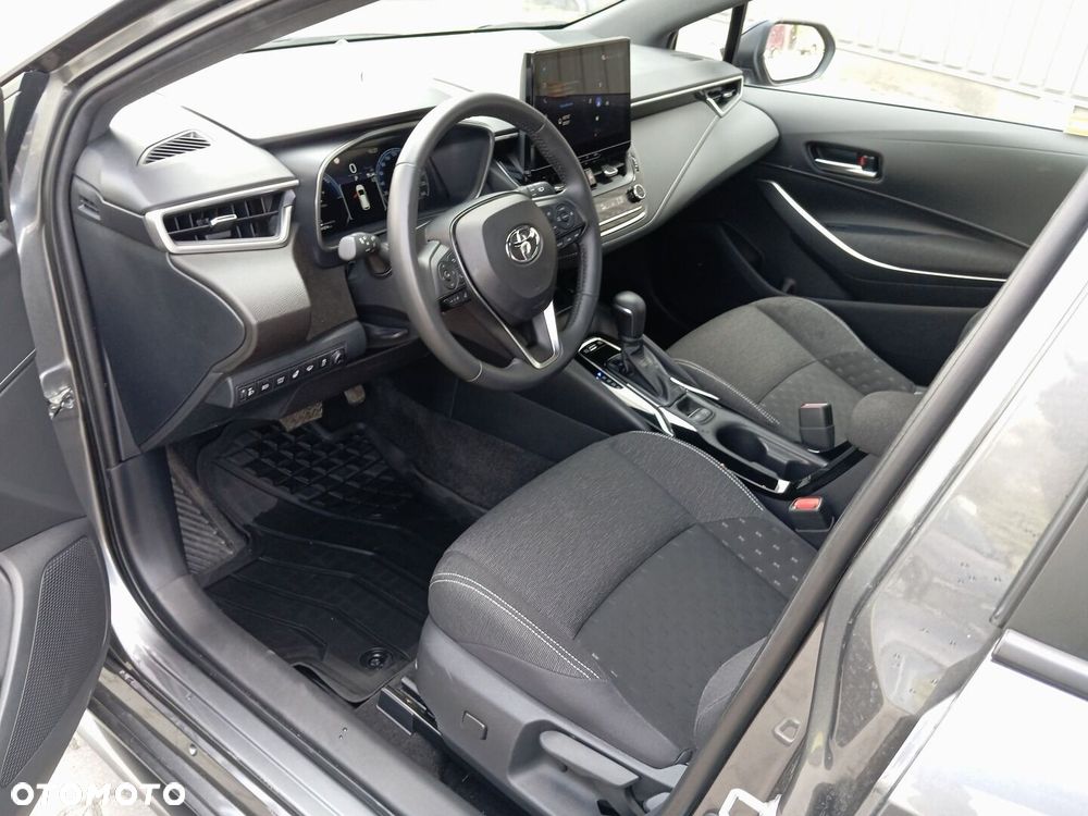 Toyota Corolla - 8