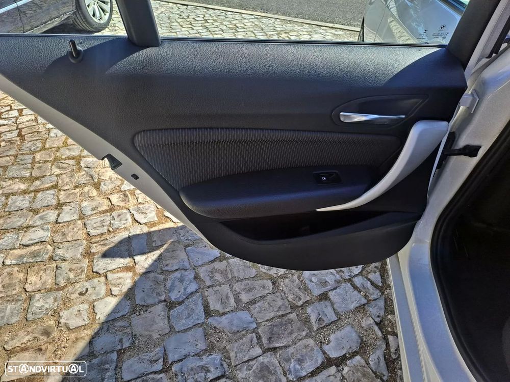 BMW 116 d Corporate Edition - 18