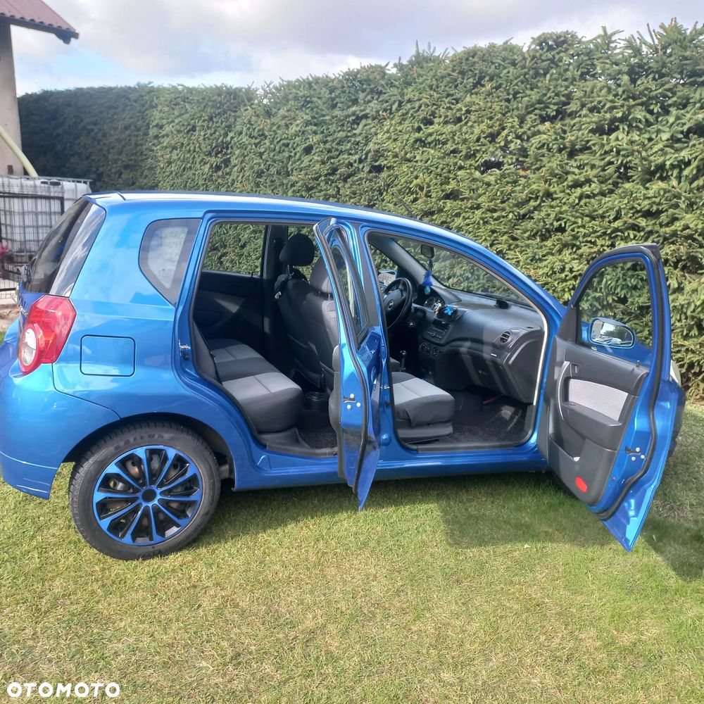 Chevrolet Aveo - 21