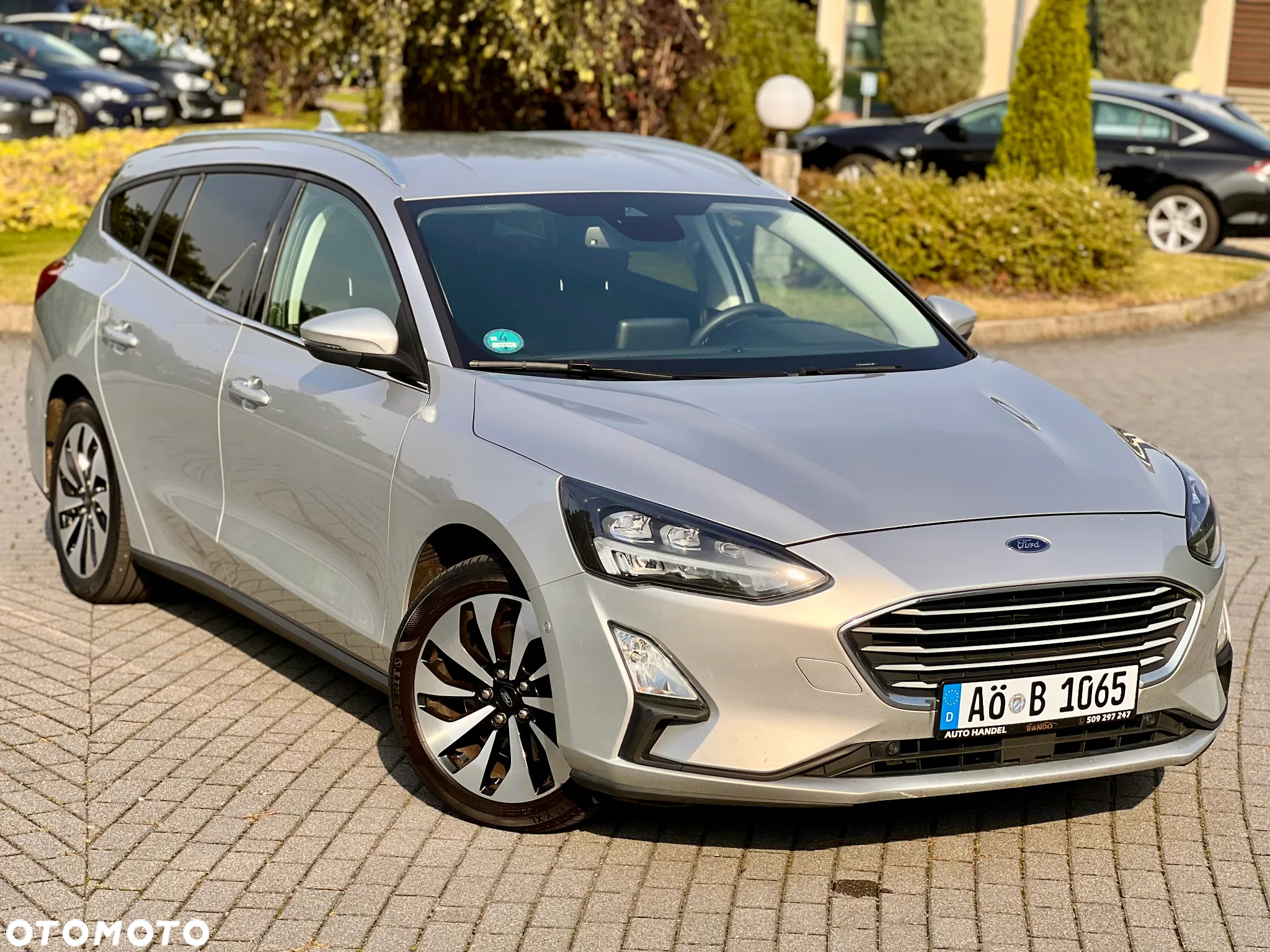 Ford Focus Turnier 1.5 EcoBlue Start-Stopp-System TITANIUM DESIGN - 6