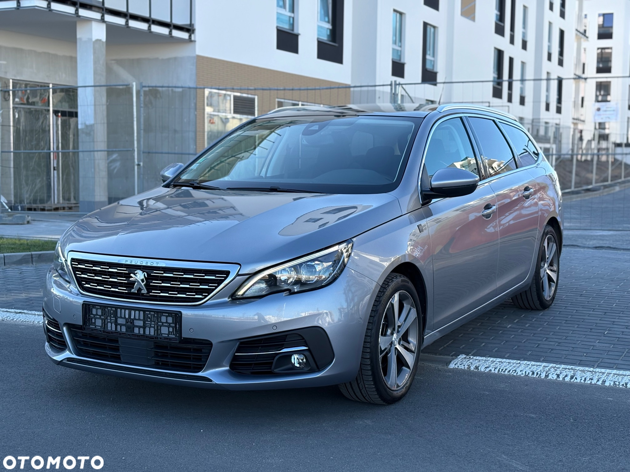 Peugeot 308 SW 1.5 BlueHDi Allure S&S EAT8 - 7