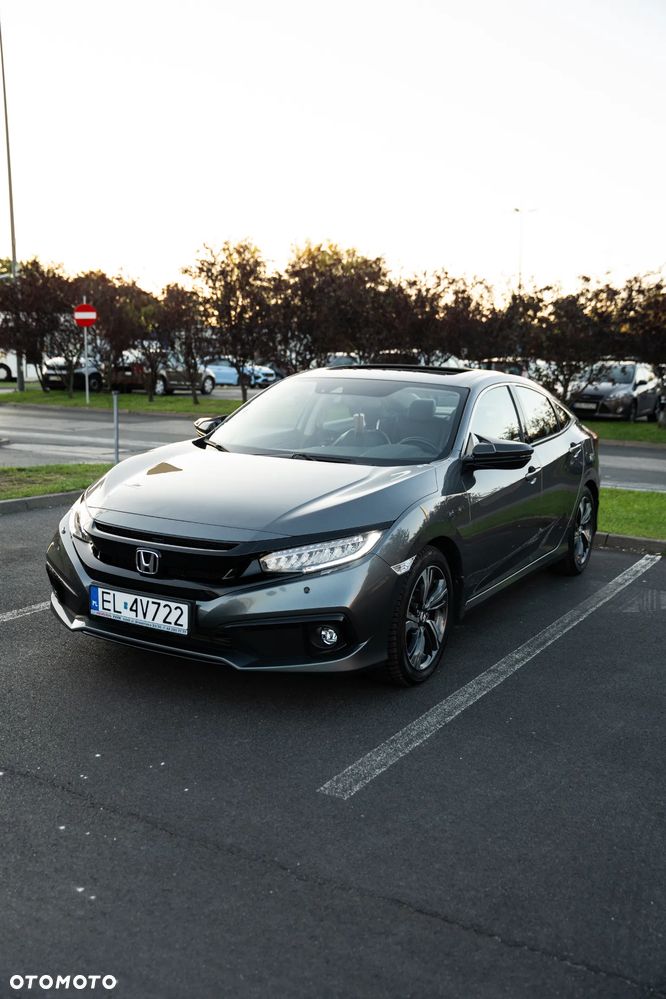 Honda Civic 1.5 i-VTEC Turbo CVT Executive - 1
