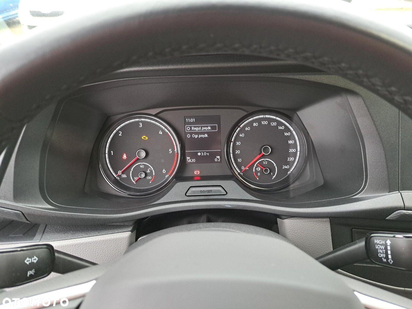 Volkswagen Transporter - 22